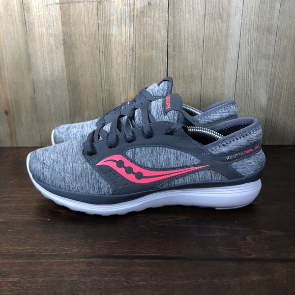 saucony memory foam running shoe